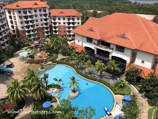 A Weekend Break at Holiday Inn Batam - Four Footsteps